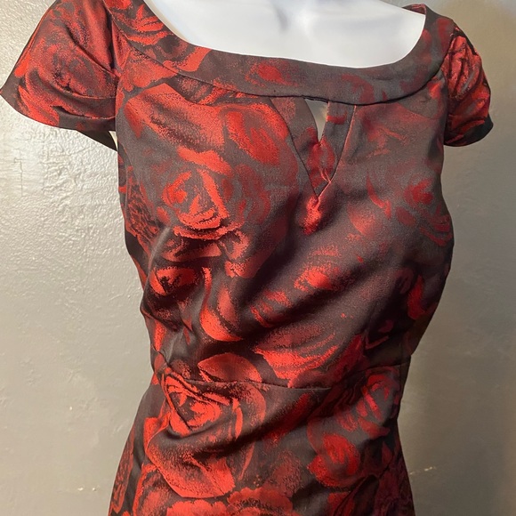LIZ CLAIBORNE Black and red jacquard Rose Pattern Dress - Picture 15 of 16